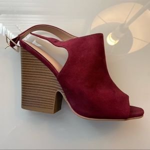 Maroon wedges size 7